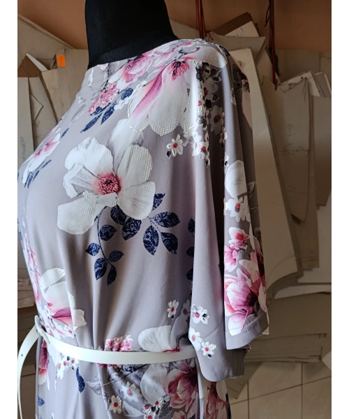 Luźna Sukienka KIMONO białe Kwiaty magnolii 2XL/3XL